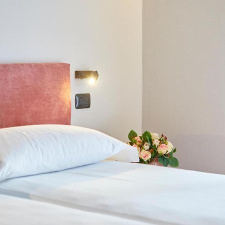 Residenza Ai Ferrari Leilighet Riva del Garda Eksteriør bilde